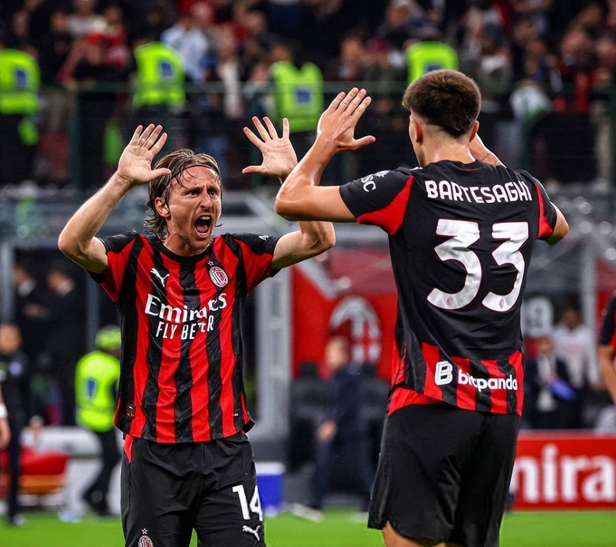 国际米兰圆领卫衣，太漂亮啦想要